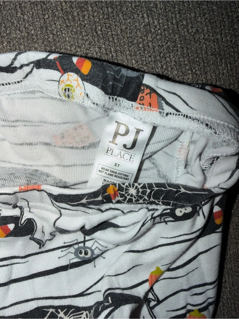 The Children's Place Halloween Pajamas Set - Size 3T (Glow-in-the-Dark)